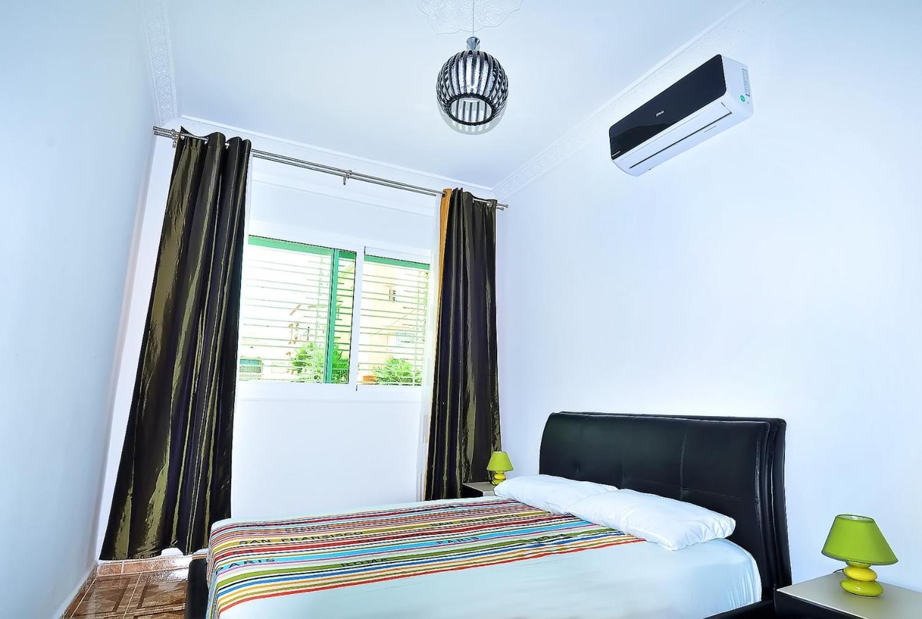Appart Clim Wifi 700M De La Plage Saïdia Exterior foto
